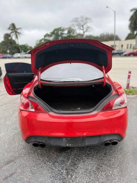 2010 Hyundai Genesis Coupe 2.0T R-Spec