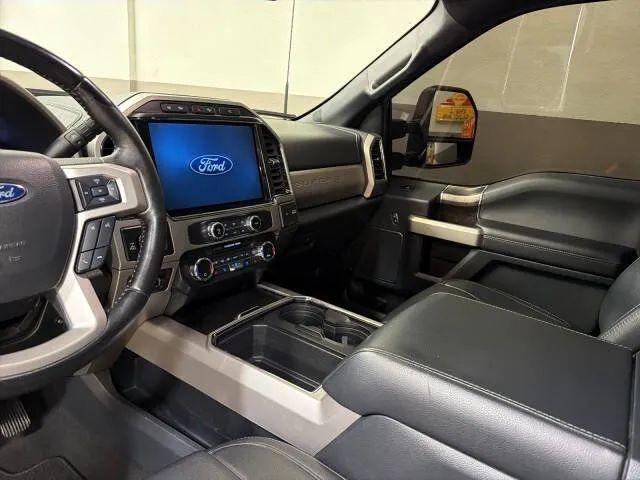 2022 Ford F-350 LARIAT