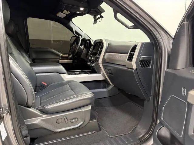 2022 Ford F-350 LARIAT
