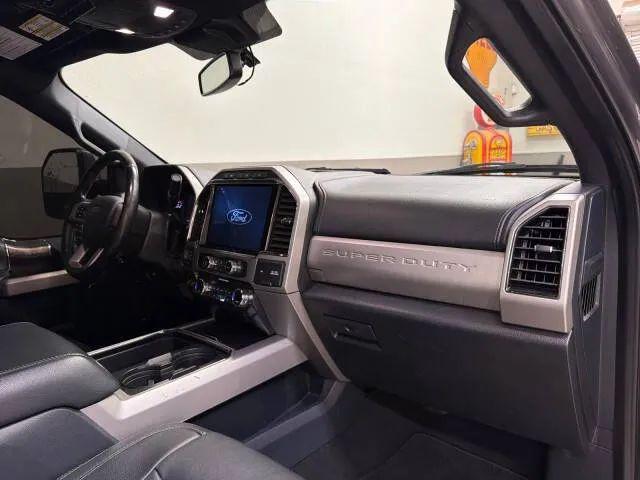 2022 Ford F-350 LARIAT