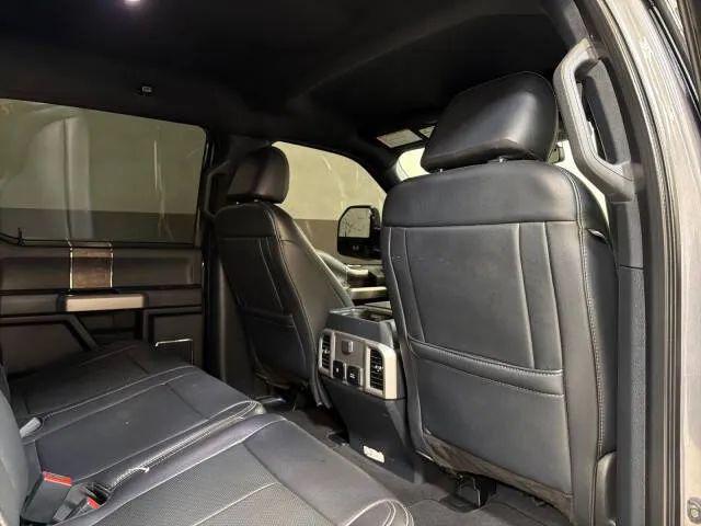 2022 Ford F-350 LARIAT