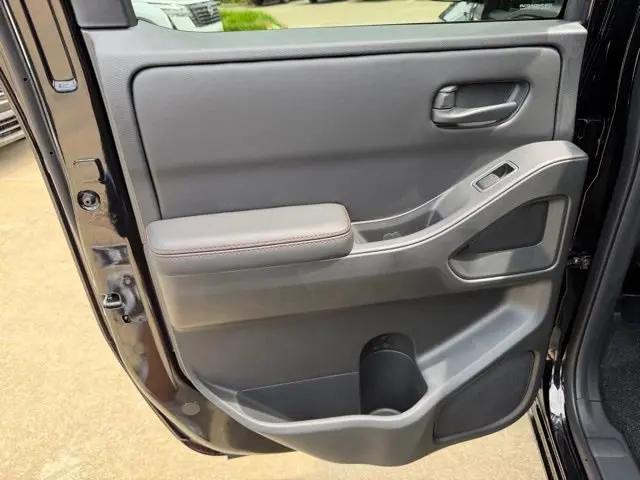 2026 Nissan Frontier Crew Cab PRO-X 4x2