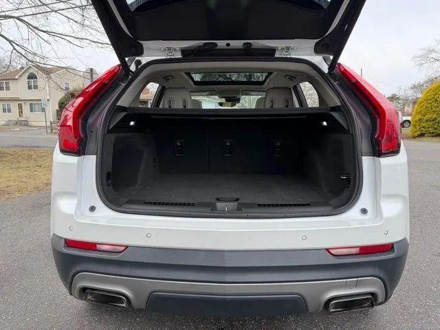 2019 Cadillac XT4 Premium Luxury