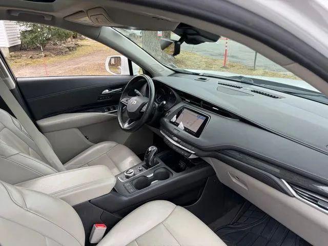 2019 Cadillac XT4 Premium Luxury