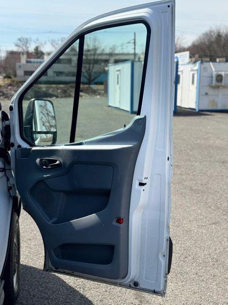 2019 Ford Transit Medium Roof w/Sliding Side Door w/LWB