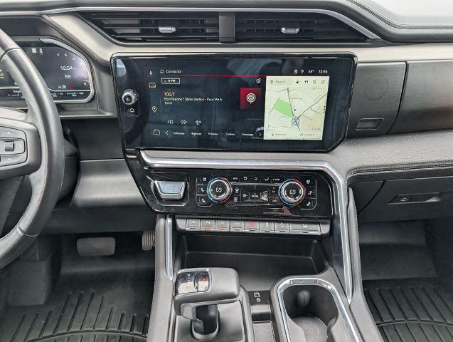 2022 GMC Sierra 1500 4WD Crew Cab Short Box Denali