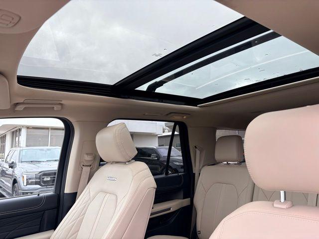 2022 Ford Expedition Platinum MAX