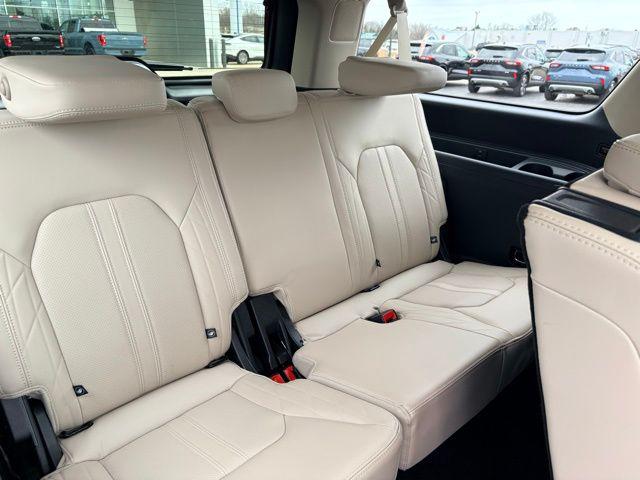 2022 Ford Expedition Platinum MAX