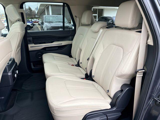 2022 Ford Expedition Platinum MAX