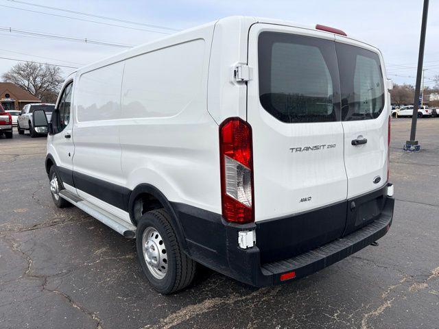 2024 Ford Transit Cargo Van Base