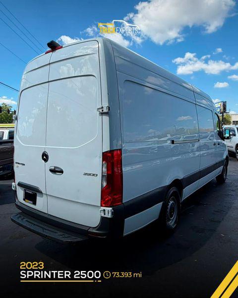 2023 Mercedes-Benz Sprinter 2500 High Roof 4-Cyl Gas