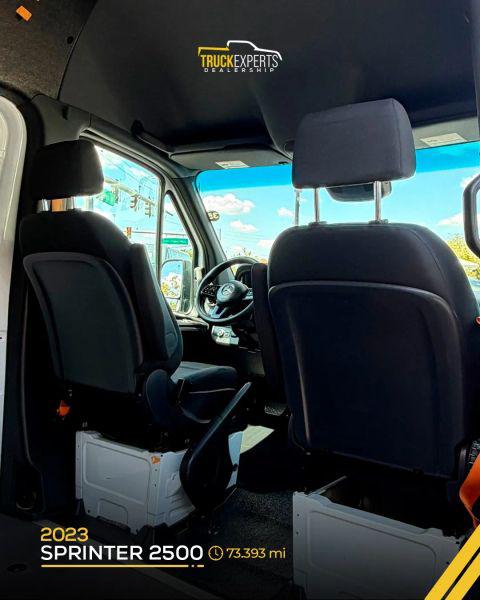 2023 Mercedes-Benz Sprinter 2500 High Roof 4-Cyl Gas