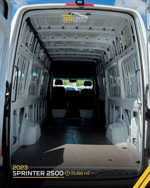 2023 Mercedes-Benz Sprinter 2500 High Roof 4-Cyl Gas