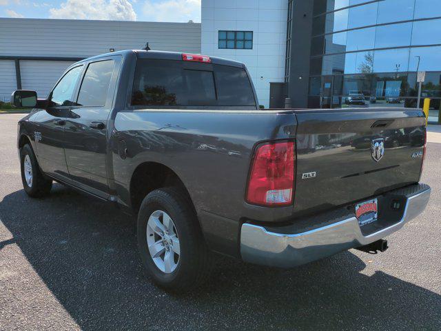 2023 Ram 1500 Classic SLT Crew Cab 4x4 5'7" Box