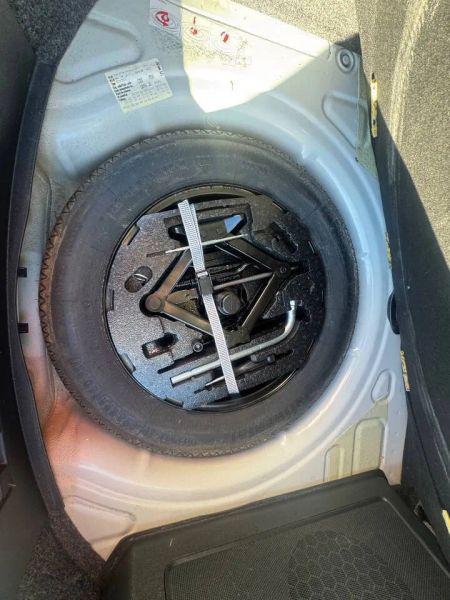 2012 Volkswagen Beetle 2.5L