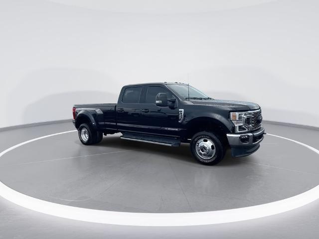 2022 Ford F-350 LARIAT