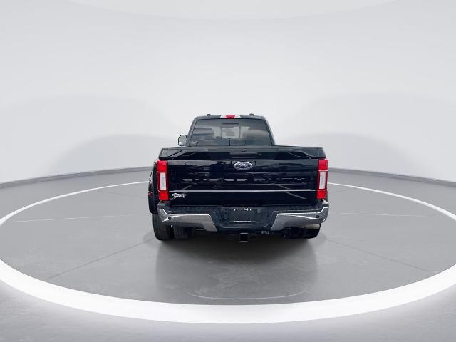 2022 Ford F-350 LARIAT