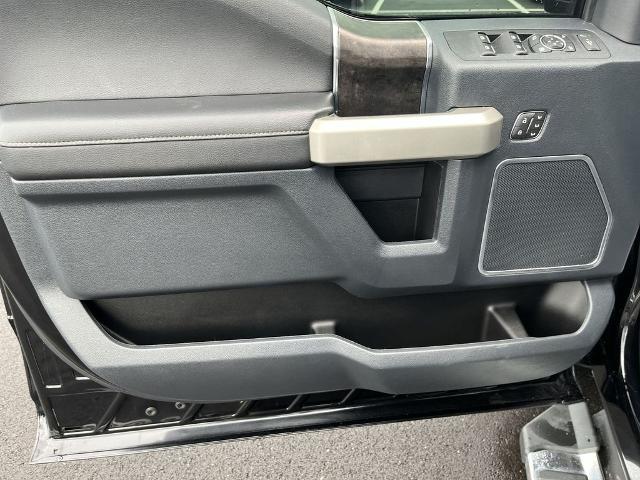 2022 Ford F-350 LARIAT