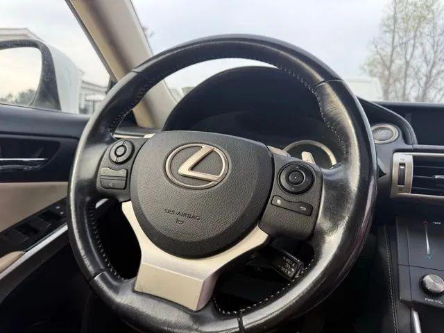 2016 Lexus IS 200t 200t