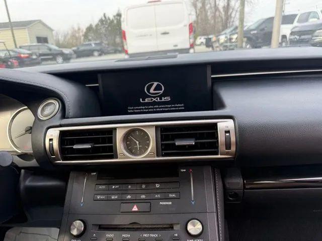 2016 Lexus IS 200t 200t