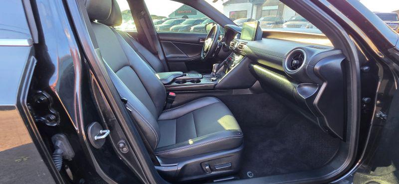 2021 Lexus IS 300 300