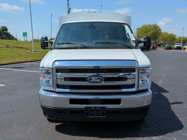 2026 Ford E-350 Cutaway Unknown