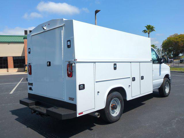 2026 Ford E-350 Cutaway Unknown