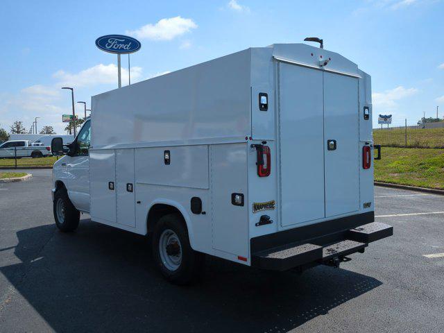 2026 Ford E-350 Cutaway Unknown