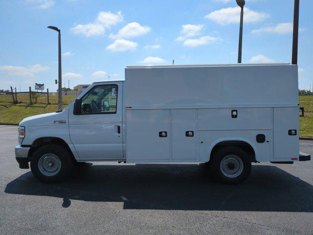 2026 Ford E-350 Cutaway Unknown