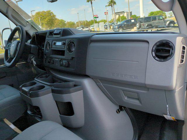 2026 Ford E-350 Cutaway Unknown