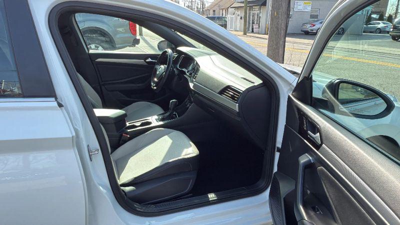2020 Volkswagen Jetta 1.4T R-Line