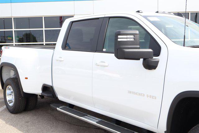 2026 Chevrolet Silverado 3500HD Crew Cab, Long Bed, LT Dual Rear Wheel, RWD