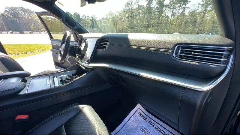 2023 Jeep Wagoneer Series I 4x2