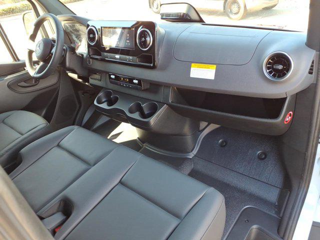 2026 Mercedes-Benz Sprinter 2500 Cargo 170 WB