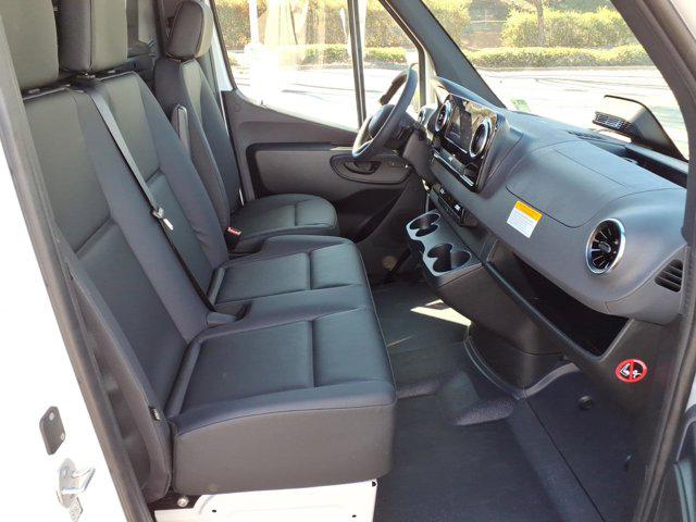 2026 Mercedes-Benz Sprinter 2500 Cargo 170 WB