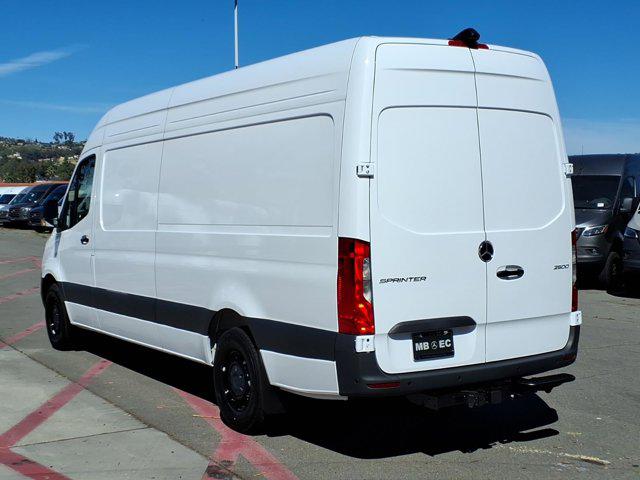 2026 Mercedes-Benz Sprinter 2500 Cargo 170 WB