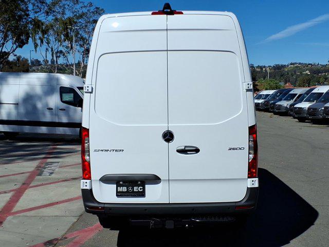 2026 Mercedes-Benz Sprinter 2500 Cargo 170 WB