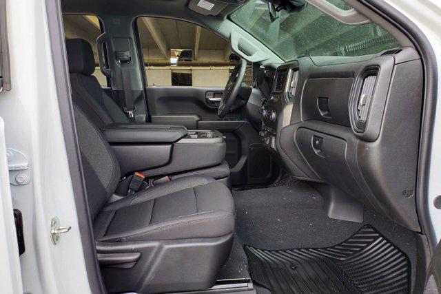 2026 Chevrolet Silverado 1500 4WD Crew Cab Short Bed Custom