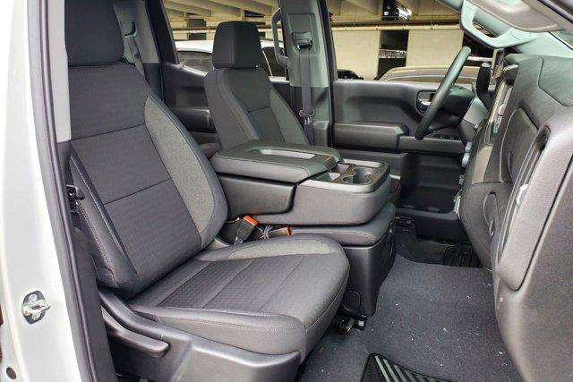 2026 Chevrolet Silverado 1500 4WD Crew Cab Short Bed Custom
