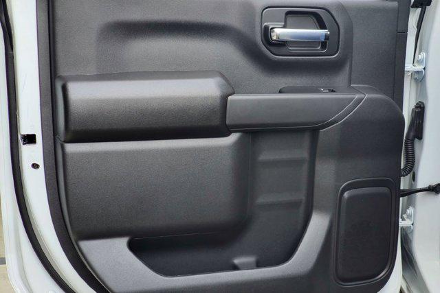 2026 Chevrolet Silverado 1500 4WD Crew Cab Short Bed Custom