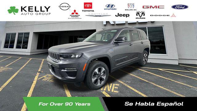 2022 Jeep Grand Cherokee 4xe Limited 4x4 2022 Jeep Grand Cherokee 4xe Limited 4x4