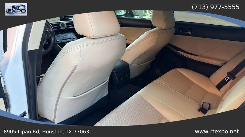 2015 Lexus IS 250 Crafted Line