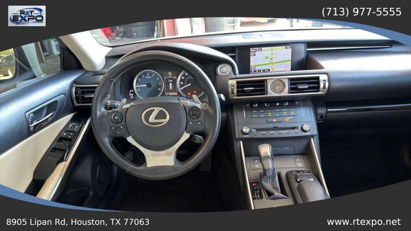 2015 Lexus IS 250 Crafted Line