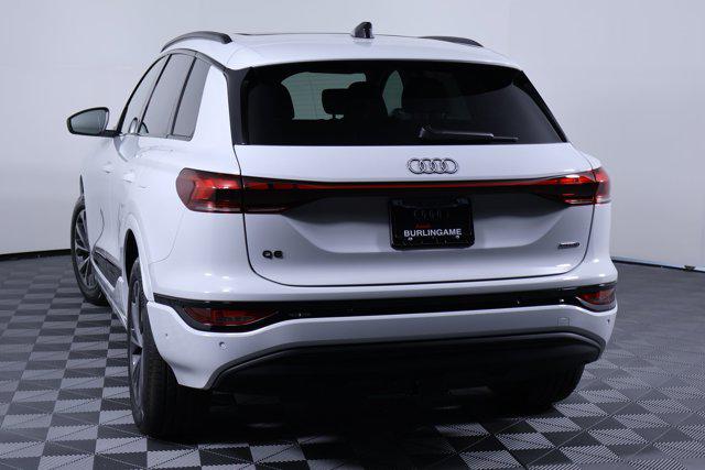 2025 Audi Q6 e-tron Premium Plus quattro