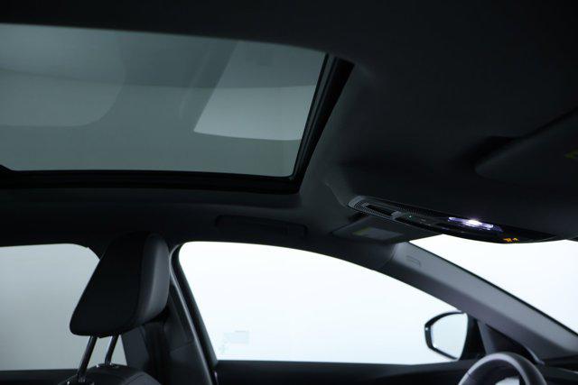 2025 Audi Q6 e-tron Premium quattro