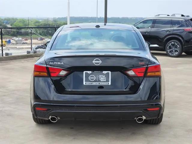 2026 Nissan Altima SR FWD
