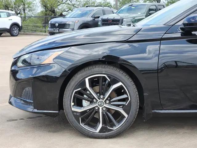 2026 Nissan Altima SR FWD