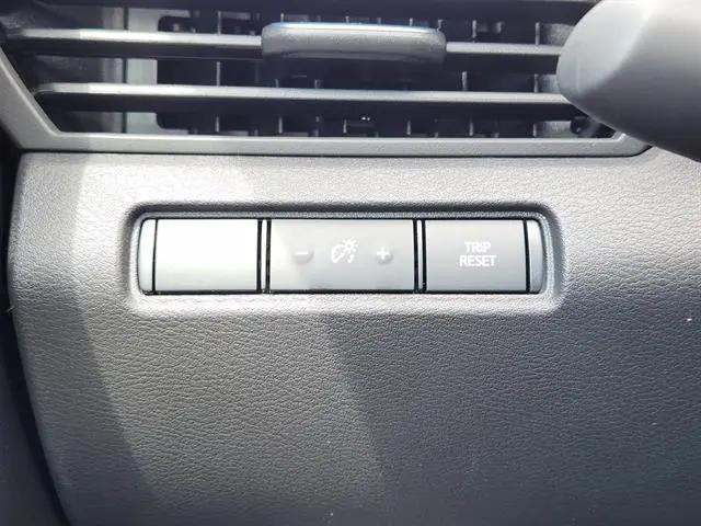 2026 Nissan Altima SR FWD