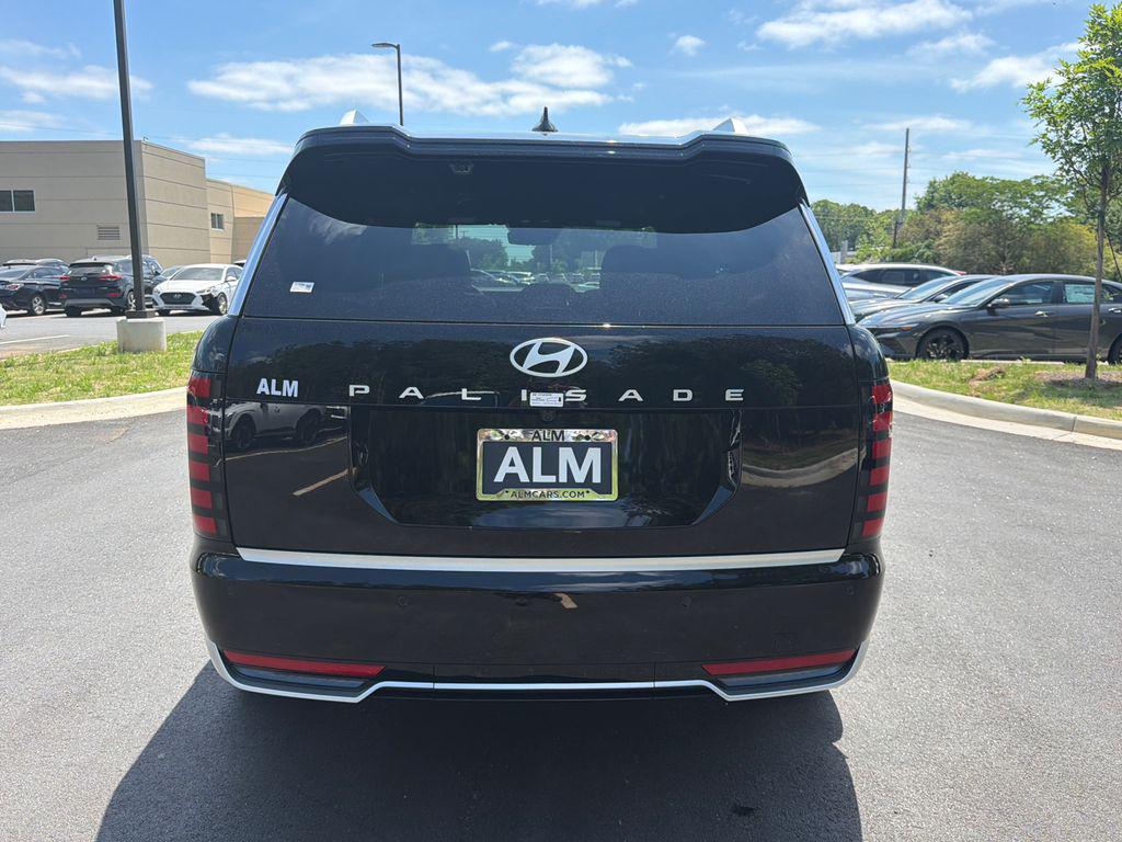 New 2026 Black HYUNDAI Calligraphy FWD image 7