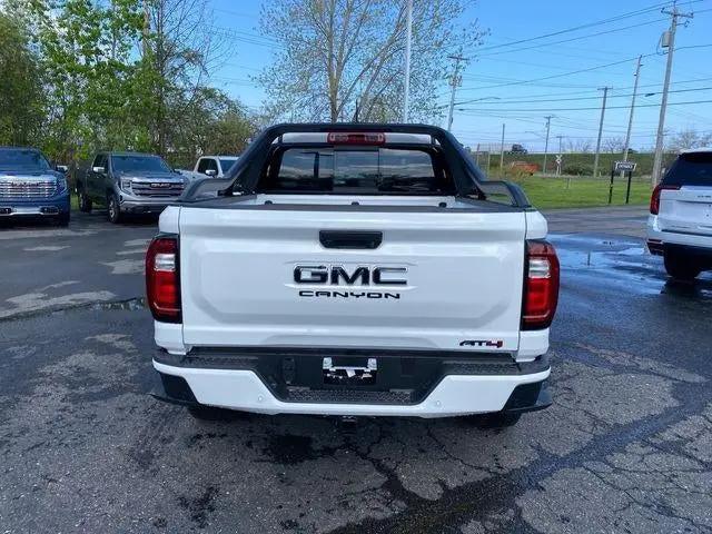 2026 GMC Canyon AT4, 4WD